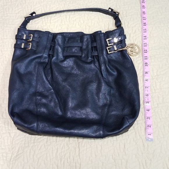 Michael Kors Hobo bag - Picture 7 of 9